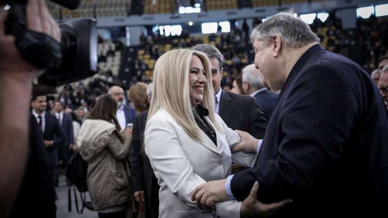 Βενιζέλος σε Γεννηματά: Φώφη, έχω σοκαριστεί, σου εύχομαι με όλη μου την καρδιά περαστικά