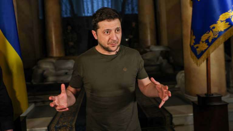 Ο Ζελένσκι κατηγορεί τη Ρωσία για πυρηνική τρομοκρατία: &quot;Ηθελε να  επαναληφθεί το Τσερνόμπιλ&quot;