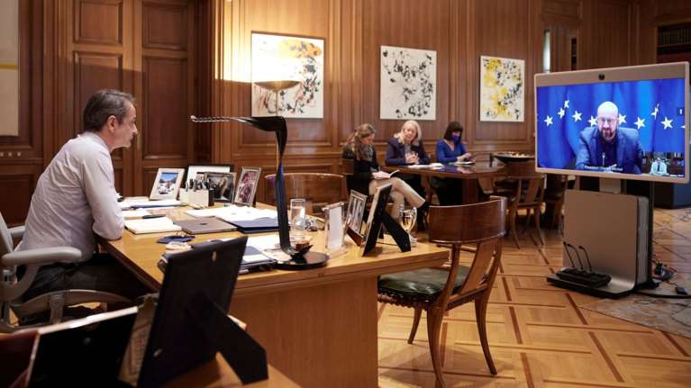 Τηλεδιάσκεψη Μητσοτάκη με Ευρωπαίους ηγέτες για την κρίση στην Ουκρανία: Θα το πληρώσει ακριβά η Ρωσία