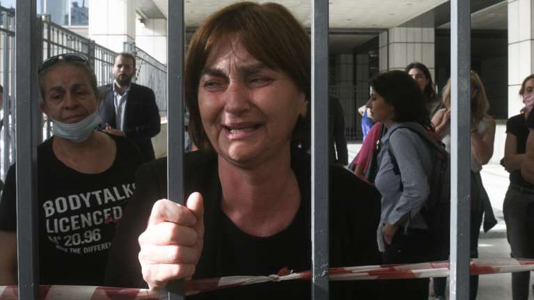 Ξεσπά η μάνα Τοπαλούδη: "Είναι κτηνάνθρωπος ο Αναγνωστόπουλος - Ισόβια εδώ και τώρα"