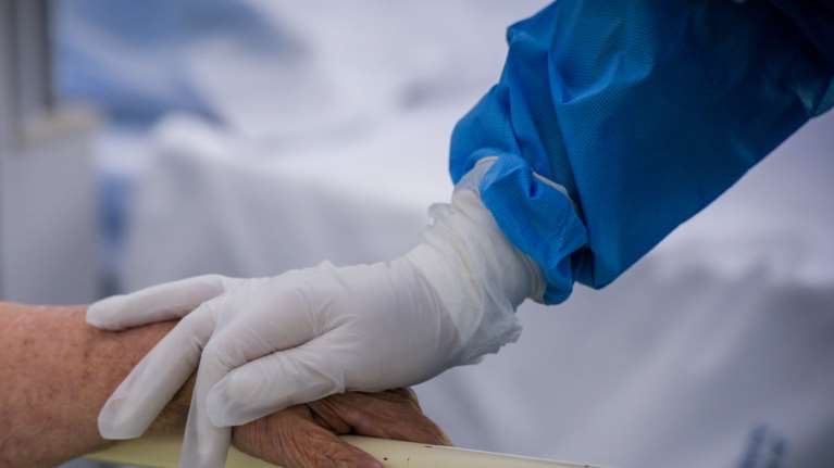 Αγρίνιο: Πέθανε 51χρονος ανεμβολίαστος πατέρας τριών παιδιών