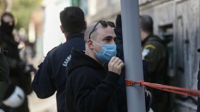 Έργα και ημέρες Μπογδάνου: Προκαλεί συνεχώς, μαζεύει ακροδεξιές ψήφους και εξοργίζει το Μέγαρο Μαξίμου