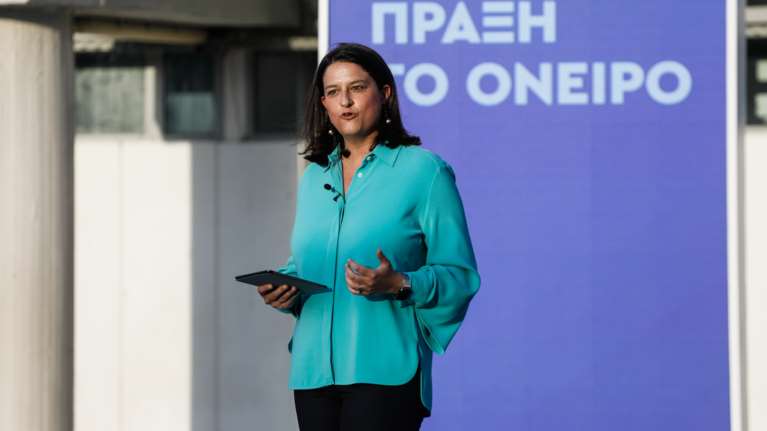 Κεραμέως για ανάρτηση Μόσιαλου: Μία εικόνα που προσβάλλει τους Χριστιανούς τις άγιες τούτες ημέρες