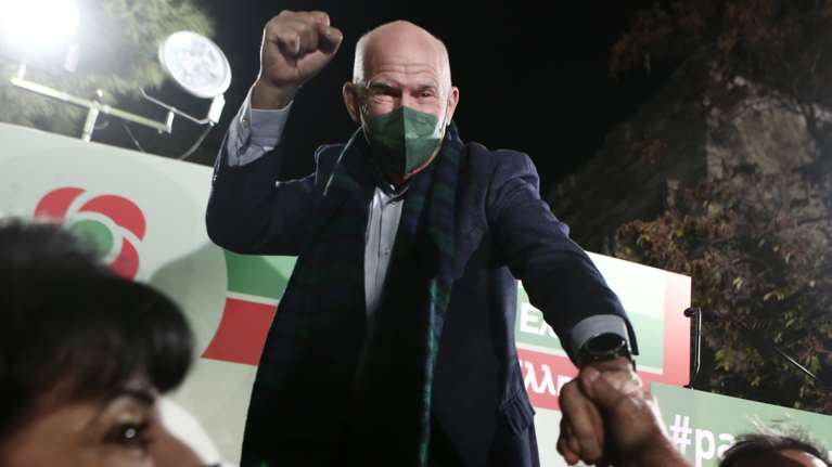 Γιατί έχασε &quot;κατά κράτος&quot; ο Γιώργος Παπανδρέου απέναντι στον Νίκο Ανδρουλάκη