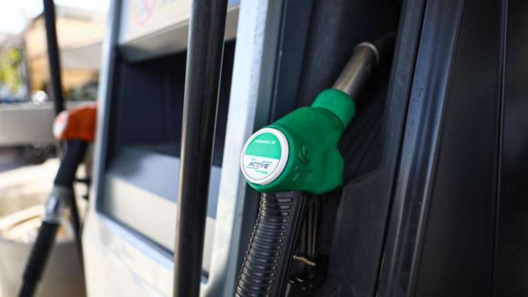 Επιδότηση καυσίμων: Πότε ανοίγει η πλατφόρμα για όλους - Ποια ΑΦΜ υποβάλλουν σήμερα αίτηση