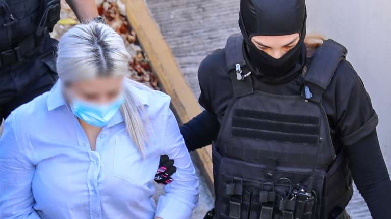 Στην τελική ευθεία η δίκη της επίθεσης με βιτριόλι - Σήμερα η πρόταση του εισαγγελέα για την Κακαράντζουλα