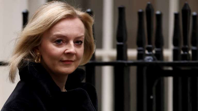 Λιζ Τρας: Ποια είναι η ξανθιά &quot;Θάτσερ&quot; που έκανε έξαλλο τον Λαβρόφ - Η Βρετανίδα υπουργός που δεν μασάει τα λόγια της