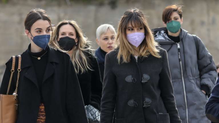 Δίκη Φιλιππίδη: Στο δικαστήριο Παπαχαραλάμπους, Δροσάκη, Παπούλια, Αναστασοπούλου - Απών ο ηθοποιός [εικόνες]