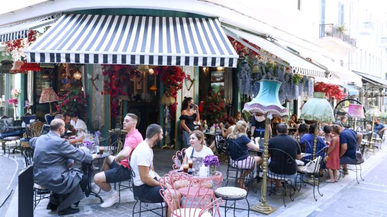 Παραδοχή κυβερνητικού εκπροσώπου για την πανδημία: Τα μηνύματα που δίναμε ήταν ενίοτε αντιφατικά