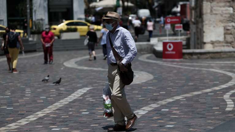 Περικοπές συντάξεων: Ποιοι βρίσκουν λιγότερα στους λογαριασμούς τους και γιατί