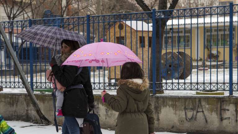 Κακοκαιρία &quot;Ελπίς&quot;: Κλειστά τα σχολεία σήμερα στην Αττική λόγω του χιονιά - Πού αλλού δεν θα ανοίξουν