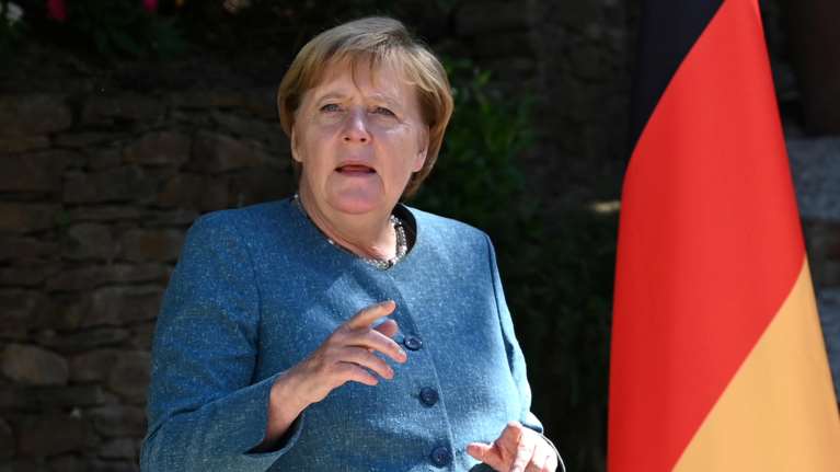 Μέρκελ για Τουρκία: Ευγνωμοσύνη για την αποκλιμάκωση της έντασης - &quot;Το να μην συζητάμε δεν αποτελεί απάντηση&quot;