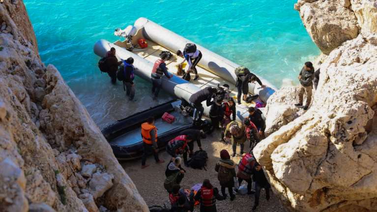 Λέμβοι με μετανάστες επιστρέφουν στην Τουρκία- Δεν κατάφεραν να φθάσουν στα ελληνικά νησιά [φωτό]