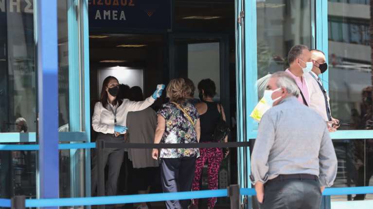 Κορονοϊός: Αυτόματη ακύρωση των ραντεβού εμβολιασμού για όσους έχουν ήδη νοσήσει - Πότε πρέπει να το κάνουν