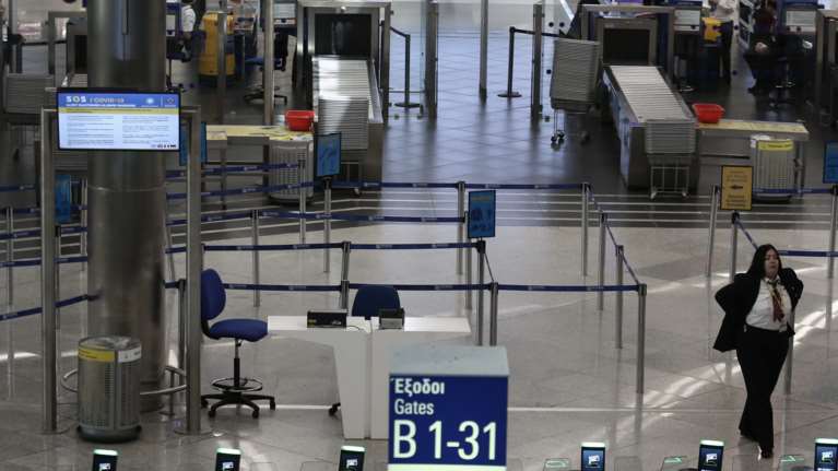 Τουρισμός επί κορονοϊού: Task force 500 γιατρών &quot;κομάντο&quot; θα σαρώνουν τα αεροδρόμια