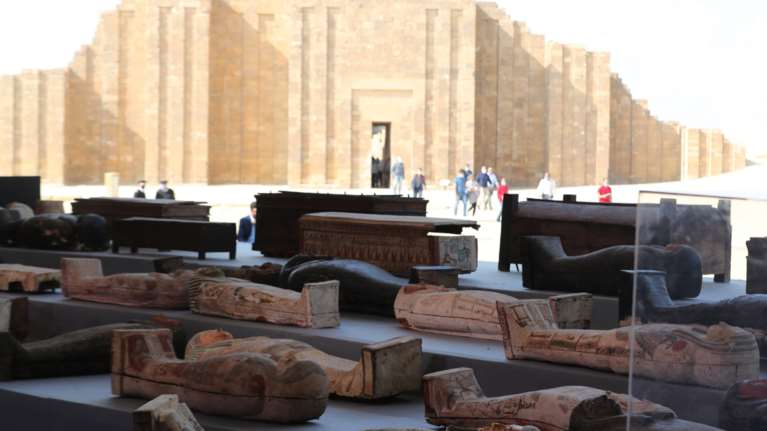 Αίγυπτος: 100 άθικτες σαρκοφάγοι ανακαλύφθηκαν στη Νεκρόπολη της Σακκάρα - Εντυπωσιακές εικόνες