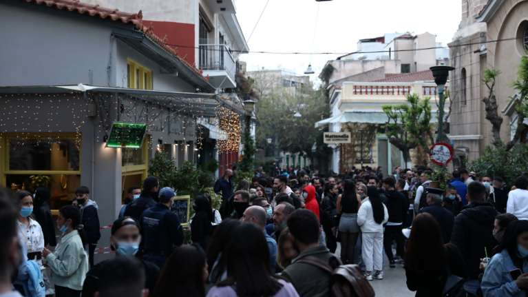 Θωμαΐδης - Παγώνη: Τα κορονοπάρτι ευθύνονται για την αύξηση του ιικού φορτίου