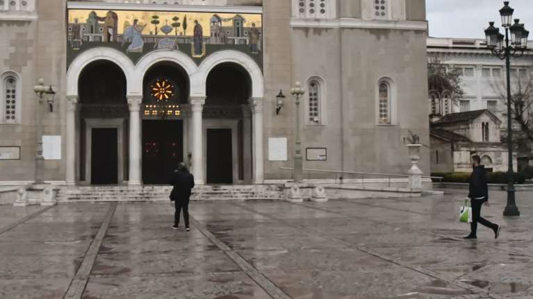 Κωδικός &quot;Εκκλησίες&quot;: Επί ποδός η ΕΛ.ΑΣ. για &quot;αντάρτικο&quot; ιερέων και κύμα μετακινήσεων το Πάσχα