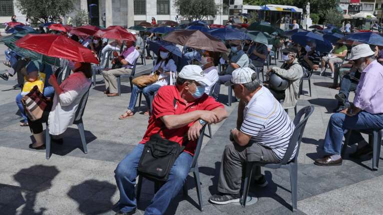 Αυξάνονται οι προσωρινές συντάξεις και έρχεται προκαταβολή εφάπαξ - Εξαγγελίες Βρούτση