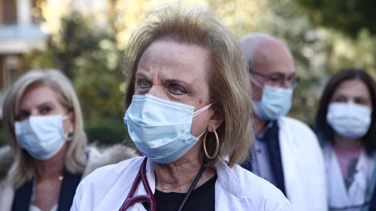 Παγώνη για μετάλλαξη Δέλτα: Είναι πιο επιθετική και στοχεύει στους νέους - Να εμβολιάζουμε τα παιδιά στα σχολεία