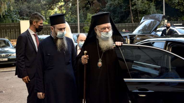 Το Κεντρικό Ισραηλιτικό Συμβούλιο Ελλάδος καταδικάζει την επίθεση με βιτριόλι στη Μονή Πετράκη