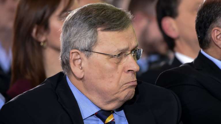 Η απάντηση στην &quot;απορία&quot; του Στέφανου Μάνου: Γιατί στην Ελλάδα θρηνούμε περισσότερους θανάτους από τον κορονοϊό