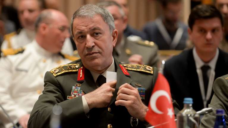 Αιφνιδιαστική επίσκεψη Ακάρ στη Λιβύη: Πήγε αλλά δεν τον υποδέχτηκε κάποιος πολιτικός