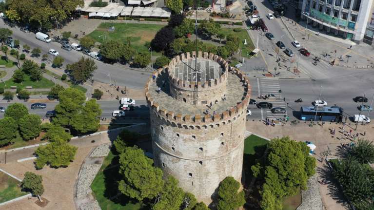 Επιδημία κρουσμάτων και αρνητών στη Βόρεια Ελλάδα: Προς μίνι lockdown η Θεσσαλονίκη - Εκτακτη επίσκεψη Πλεύρη