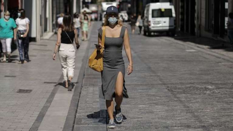 Κορονοϊός: 472 νέα κρούσματα σήμερα - 353 διασωληνωμένοι και 18 θάνατοι