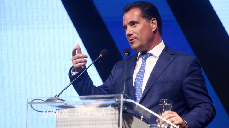 Γεωργιάδης: Ανοιχτό το ενδεχόμενο λειτουργίας covid-free νυχτερινών κέντρων - Μόνο για εμβολιασμένους