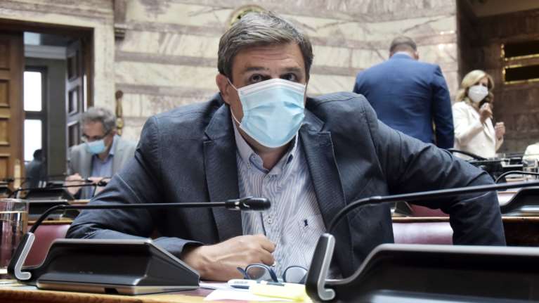 Ξανθός για υποχρεωτικό εμβολιασμό υγειονομικών: Μόνη λύση η αναστολή εφαρμογής του νόμου