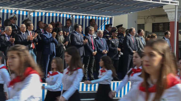 Παναγιωτόπουλος: Σχεδόν αυτοκτονικό να γίνουν παρελάσεις με κόσμο - Η πανδημία δεν τελείωσε