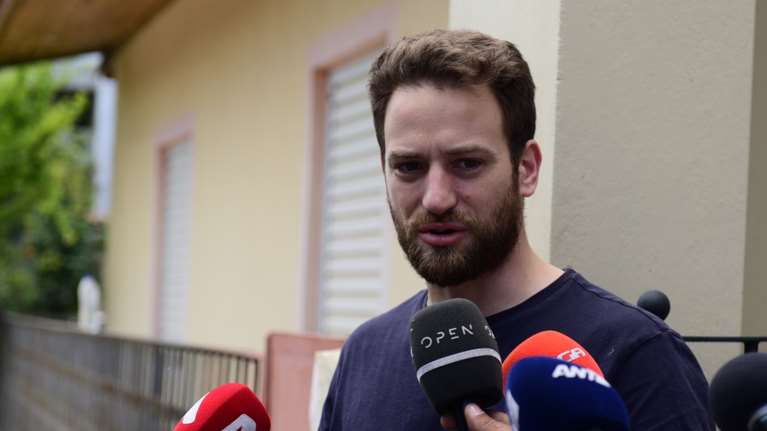 Γλυκά Νερά: Καλούν ξαφνικά για νέα κατάθεση τον σύζυγο της Καρολάιν - Με ελικόπτερο από την Αλόννησο