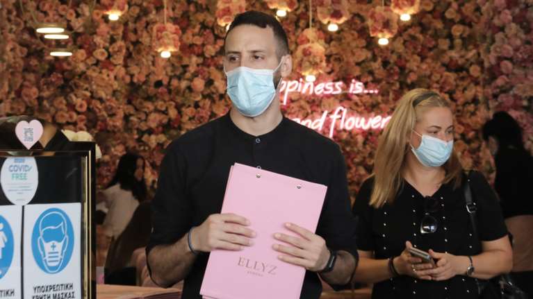 Αλλάζουν όλα από Δευτέρα για τους ανεμβολίαστους: Μπλόκο σε όλους τους κλειστούς χώρους - Αναλυτικά τα μέτρα