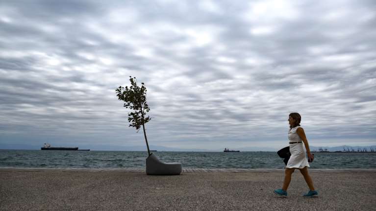 Αλλάζει το σκηνικό του καιρού την Κυριακή: Κατακόρυφη πτώση θερμοκρασίας &amp; ισχυροί άνεμοι [χάρτες]