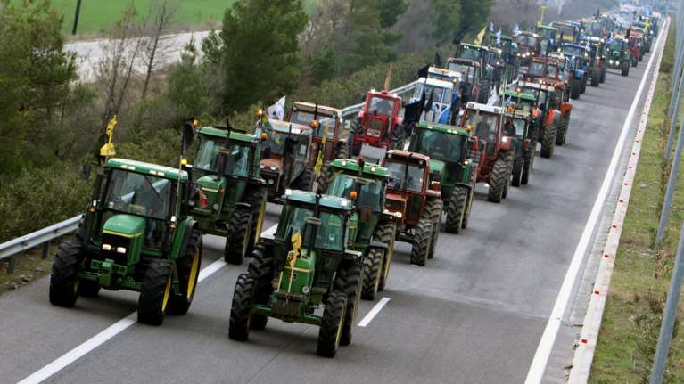 Τα τρακτέρ κατεβαίνουν στο Σύνταγμα: Παναγροτικό Συλλαλητήριο στις 21 Φεβρουαρίου στην Αθήνα