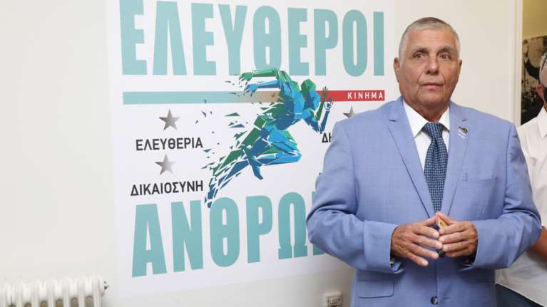 Διασωληνώθηκε ο Γιώργος Τράγκας - Δίνει μάχη για τη ζωή του στη ΜΕΘ του &quot;Σωτηρία&quot;