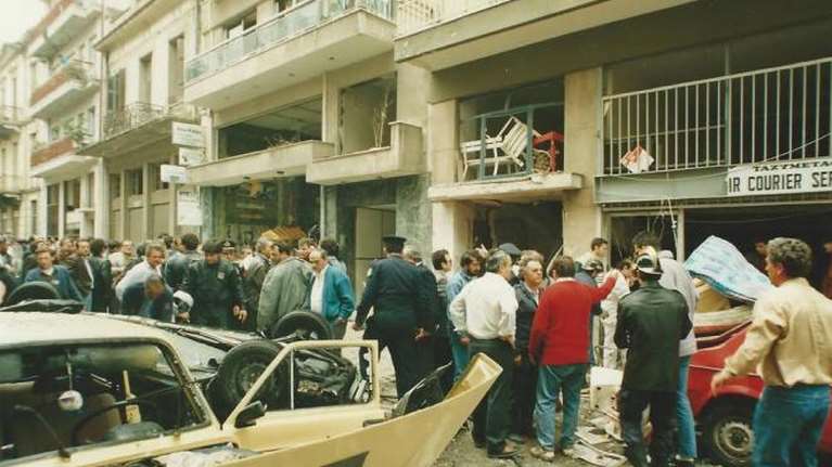 Σαν σήμερα: Το τρομοκρατικό χτύπημα της οδού Βότση - Η μέρα που η Πάτρα &quot;πνίγηκε&quot; στο αίμα [εικόνες]