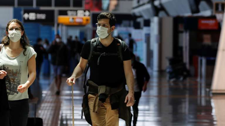 ΕΕ: Λευκός καπνός για το &quot;πράσινο&quot; πιστοποιητικό - Ελεύθερα ταξίδια εντός Ευρωζώνης