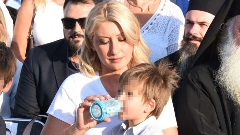 Σία Κοσιώνη: Το βίντεο του γιου της Δήμου Μπακογιάννη μετά τις διακοπές στην Κρήτη