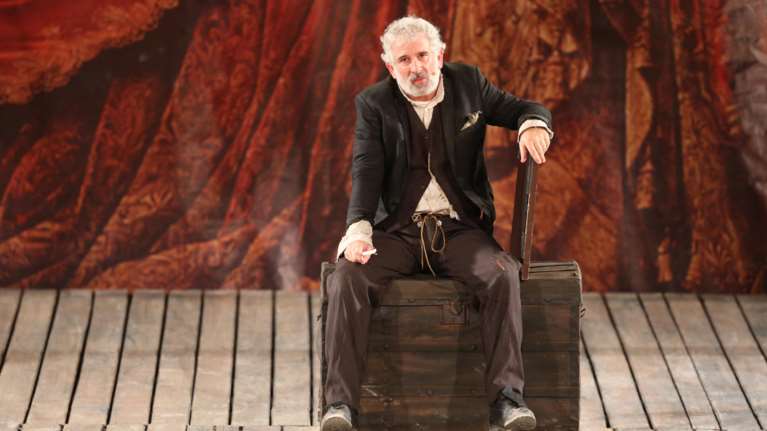 Πέτρος Φιλιππίδης: Εκανε και... πλάκα για τις &quot;κοπελίτσες στα καμαρίνια&quot; - Τι έλεγε πριν 5 χρόνια  [βίντεο]