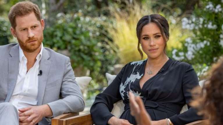 &quot;Βόμβα&quot; Μέγκαν για ρατσισμό από το Παλάτι: Με ρωτούσαν πόσο σκούρο θα είναι το χρώμα του Αρτσι - Ηθελα να αυτοκτονήσω