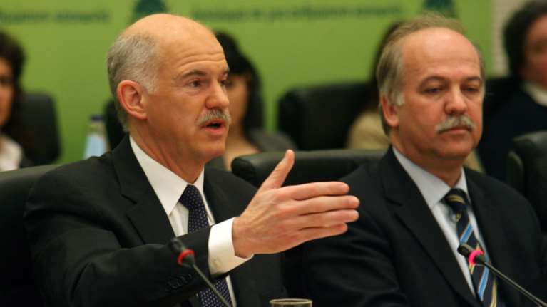 Ο Φλωρίδης κατηγορεί τον Παπανδρέου για θεατρική παράσταση: &quot;Προκαλεί την ιστορική μνήμη με όσα κάνει&quot;