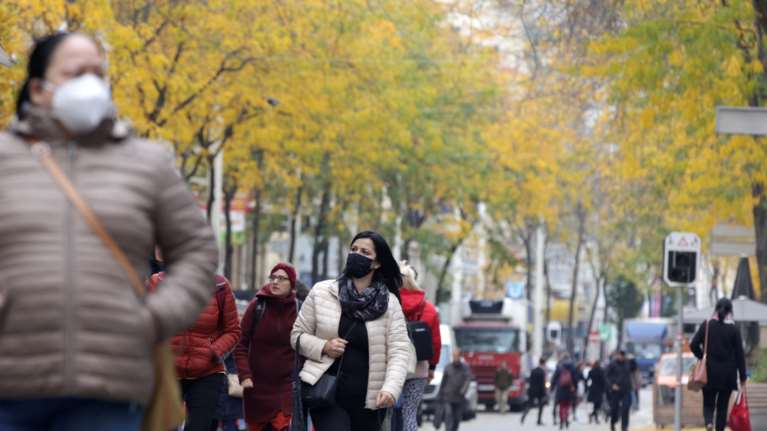 Κορονοϊός: Η Ευρώπη θωρακίζεται εν μέσω του δεύτερου κύματος - Αυξάνονται τα μέτρα ανά χώρα