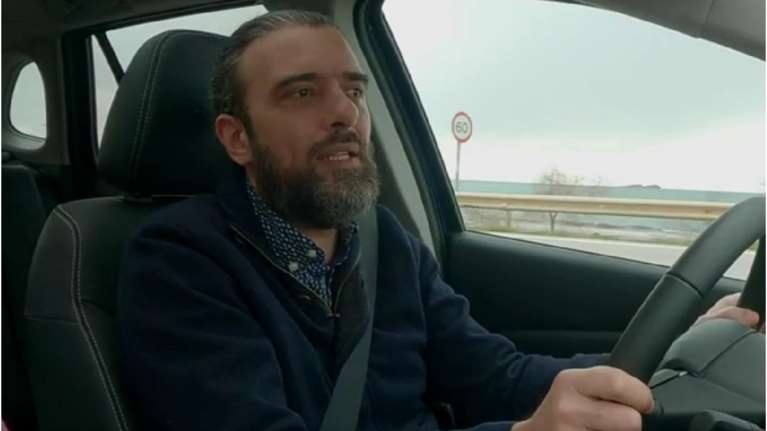 Σωτήρης Τσαφούλιας: Οι σχέσεις με την οικογένειά του, το παράπονο των παιδικών χρόνων και οι στιγμές απομόνωσης