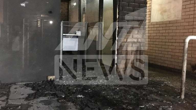 Επίθεση με γκαζάκια στη ΔΟΥ Χολαργού - Φθορές στο κτίριο