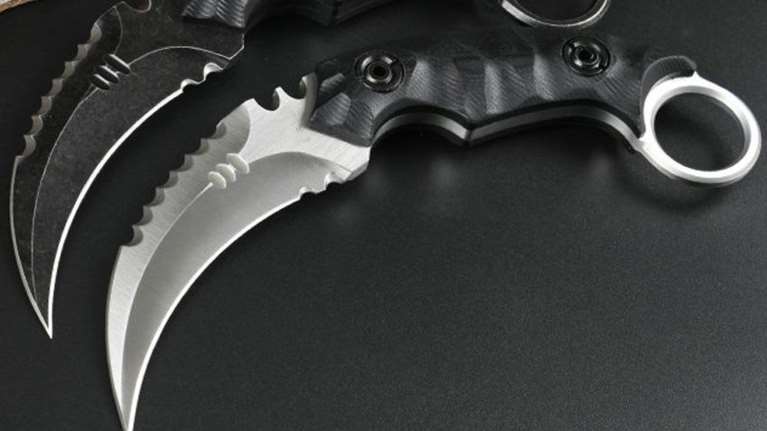 "Karambit": Με τέτοιο μαχαίρι σκότωσε ο αδίστακτος 23χρονος χούλιγκαν τον Άλκη Καμπανό