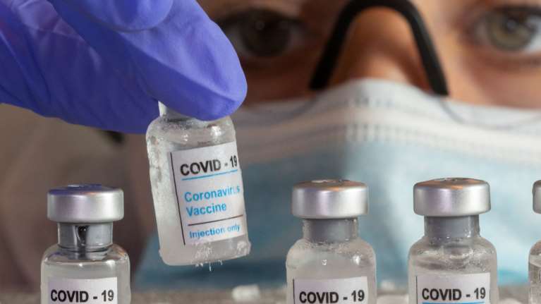 Πριν την Πρωτοχρονιά το εμβόλιο στην Ελλάδα - Όλο το χρονοδιάγραμμα για την &quot;Επιχείρηση Ελευθερία&quot;