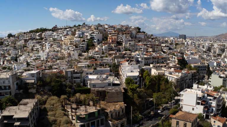 Εκτόξευση τιμών στην αγορά ακινήτων: Γκαρσονιέρες νοικιάζονται έως... 600 ευρώ - Αναλυτικά παραδείγματα