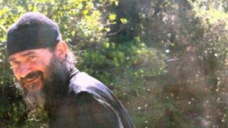 Γερμανικά ΜΜΕ: Αυτός είναι ο πατέρας των αρνητών του κορονοϊού στην Ελλάδα- Ο ιερομόναχος Ευθύμιος